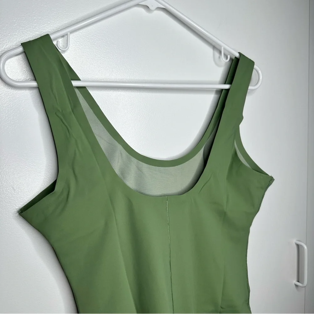 Pinsy Scoop Tank Hourglass Shapewear Thong Bodysuit Size XL NWT In Color Sage - Picture 6 of 13